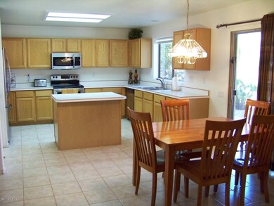 Eat-In Kitchen