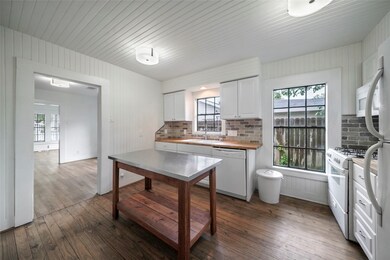 1818 Angeline St, Houston, TX 77009 - photo 5