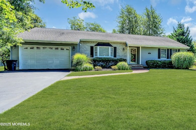 924 Birch Dr, Brielle, NJ 08730 - photo 3