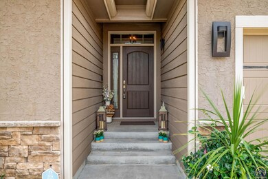 6825 SW 44th St, Topeka, KS 66610 - photo 3