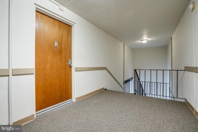 100 Winding Way unit A7, Downingtown, PA 19335 - photo 4