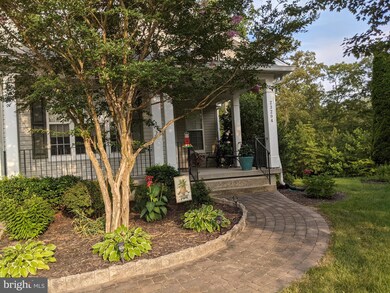 23204 Daffodil Dr, California, MD 20619 - photo 4