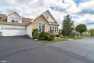 2036 Rose Dr, Pennsburg, PA 18073 - photo 4