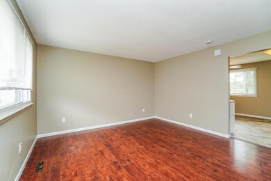 5352 Carbondale Dr, Columbus, OH 43232 - photo 3