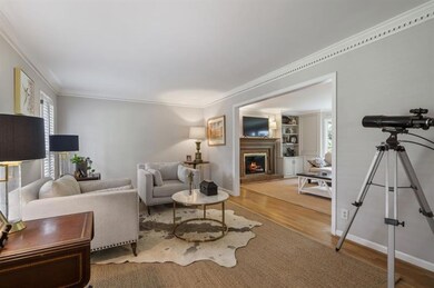 6915 Hunters Knoll NE, Atlanta, GA 30328 - photo 6