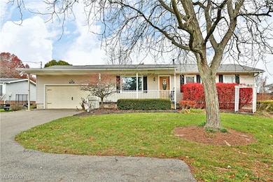 1049 Wilson Sharpsville Rd, Cortland, OH 44410 - photo 2