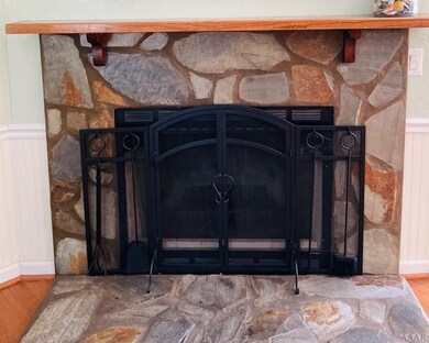 Living Rm Fireplace