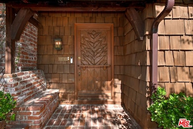 15213 Del Gado Dr, Sherman Oaks, CA 91403 - photo 3