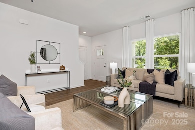 1835 Shannonhouse Dr, Charlotte, NC 28215 - photo 6