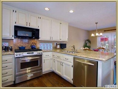 Kitchen Alternate View