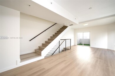 1712 SW 2nd Ave unit 802, Miami, FL 33129 - photo 5