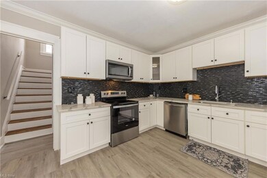 3324 Altamont Ave, Cleveland, OH 44118 - photo 7