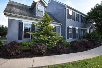 40 Clarendon Dr, Easton, PA 18040 - photo 2