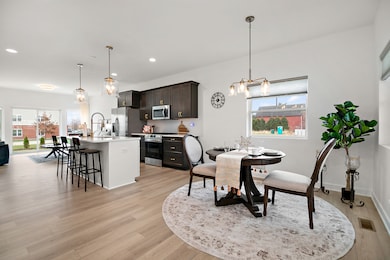 815 Heritage Woods Dr, Minooka, IL 60447 - photo 5