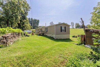 90 Windy Hill Rd, Eagle Rock, VA 24085 - photo 6