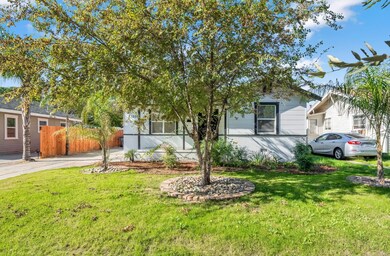 1559 N Carruth Ave, Fresno, CA 93728 - photo 4