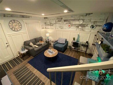 640 Chipley Ave unit 5, Charlotte, NC 28205 - photo 3