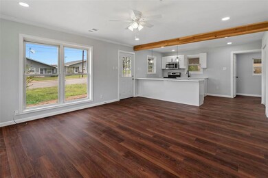 706 W Florence St, Denison, TX 75020 - photo 3