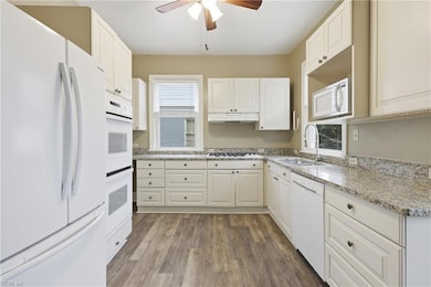 1338 Mallory Ct, Norfolk, VA 23507 - photo 4