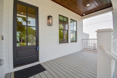 738 E 8th St, Houston, TX 77007 - photo 4