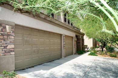 Rosewood Front2