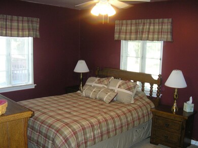 1653 Northridge Rd, Columbus, OH 43224 - photo 5