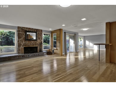 2140 Tabor St, Eugene, OR 97401 - photo 7