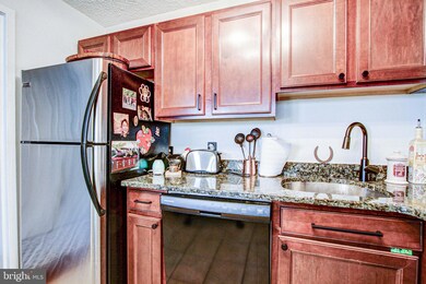 Radnor House unit 421, Bryn Mawr, PA 19010 - photo 7