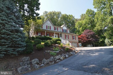 713 Old Fritztown Rd, Reading, PA 19608 - photo 2