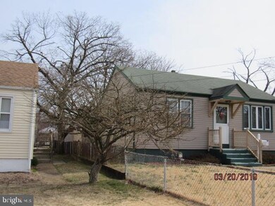 207 Cedar Ave, Paulsboro, NJ 08066 - photo 3