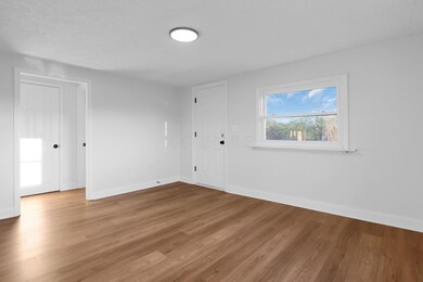 3570 Dover Rd, Columbus, OH 43204 - photo 4