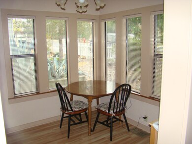 1573 Jay St, Redding, CA 96001 - photo 2