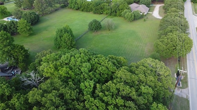 825 E Ryan Rd, Denton, TX 76210 - photo 2