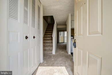 11722 Rosearbor Ct, Germantown, MD 20876 - photo 4