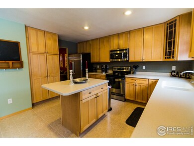 6806 Summerset Ave, Longmont, CO 80504 - photo 4