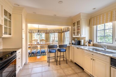 211 dunrobin LOW-RES-14