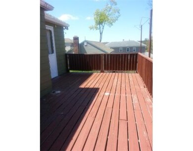 25 Bourne St unit 1, Worcester, MA 01606 - photo 4