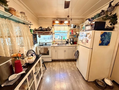 100 Hickory Hill S, Hemphill, TX 75948 - photo 6