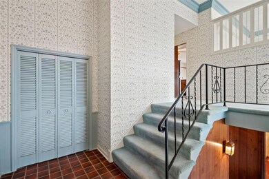 3815 Indiandale Cir SE, Cedar Rapids, IA 52403 - photo 3