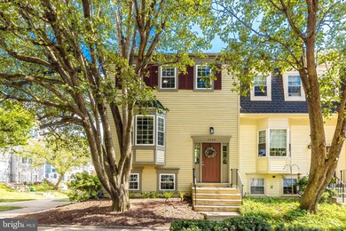 2426 Ridgehampton Ct, Reston, VA 20191 - photo 2