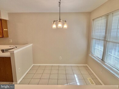 335 Danbury Ct unit 335, Glen Mills, PA 19342 - photo 5