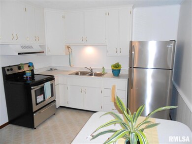 3328 Fairhaven Rd, Davenport, IA 52807 - photo 6