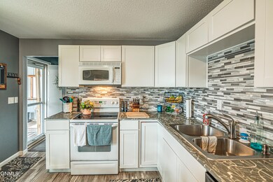 1724 4th Street, Bismarck, ND 58501