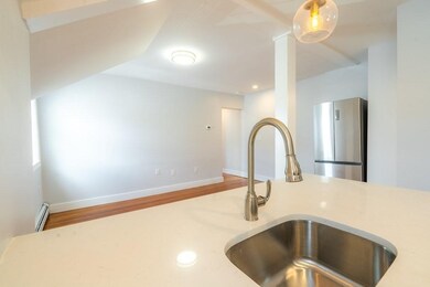 565 Somerville Ave unit 3R, Somerville, MA 02143 - photo 3