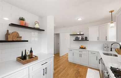 Virtual Setting (Kitchen)