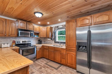 10 Ambrose Ln, Pittsburg, NH 03592 - photo 4