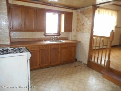 250 Main St, Blakely, PA 18447 - photo 7