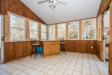 28 Robin Hood Rd, Nashua, NH 03062 - photo 7