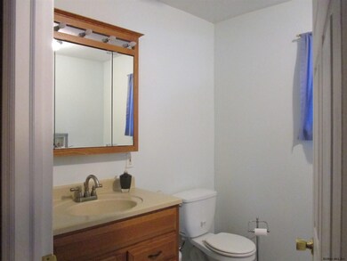 1338 Bradford St, Schenectady, NY 12306 - photo 6