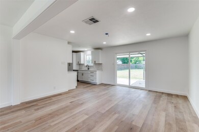 1101 Spring Brook Dr, Bedford, TX 76021 - photo 4